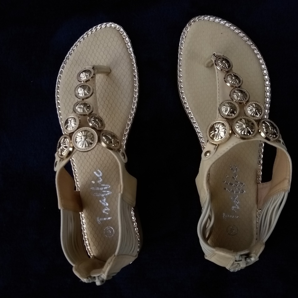 Traffic sandals